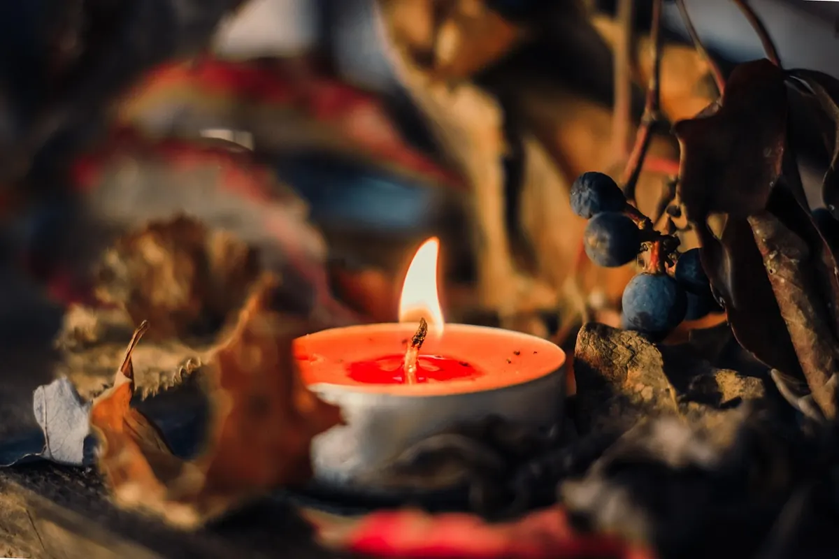 How to Choose a Signature Home Fragrance for Autumn